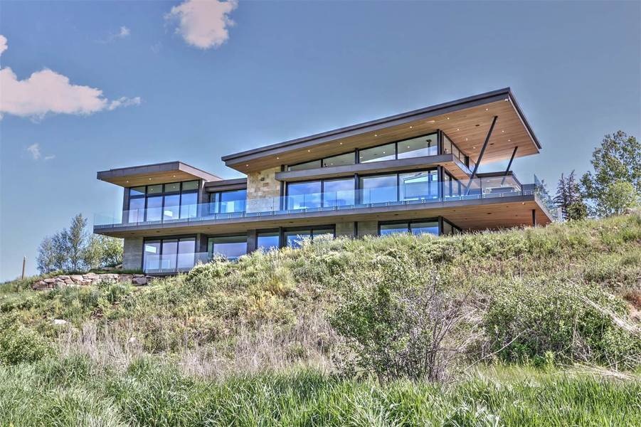 Sustainable Mega Mansions 2026: The World's Most Eco-Friendly Luxury Homes That Cost Over $100 Million