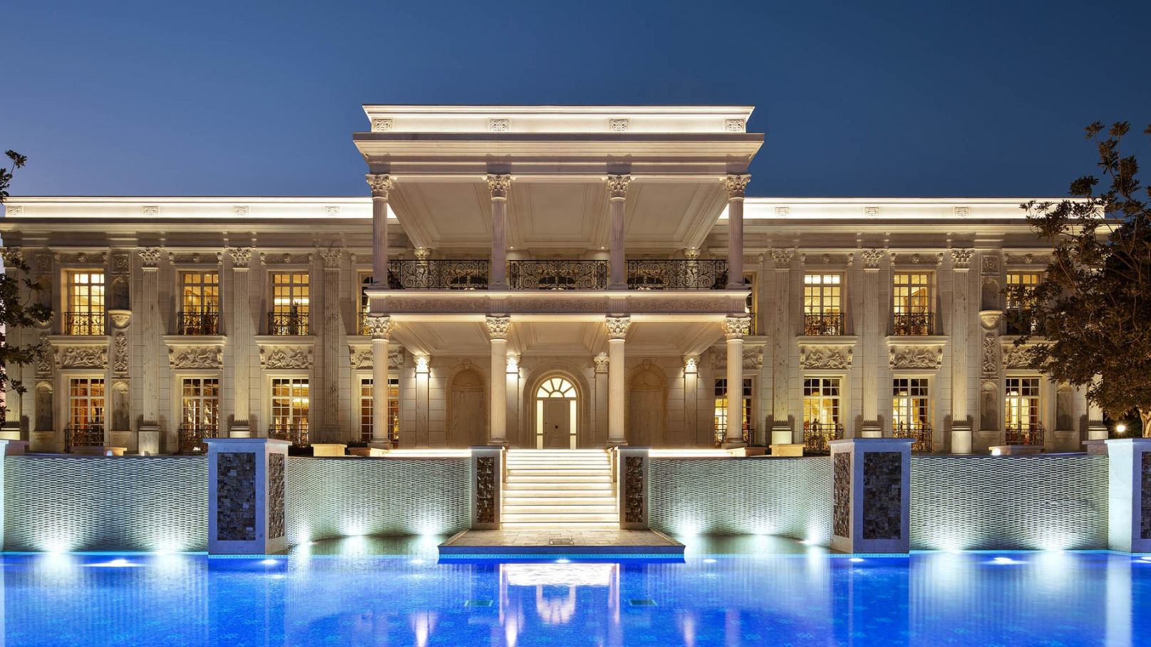 Mega Mansions