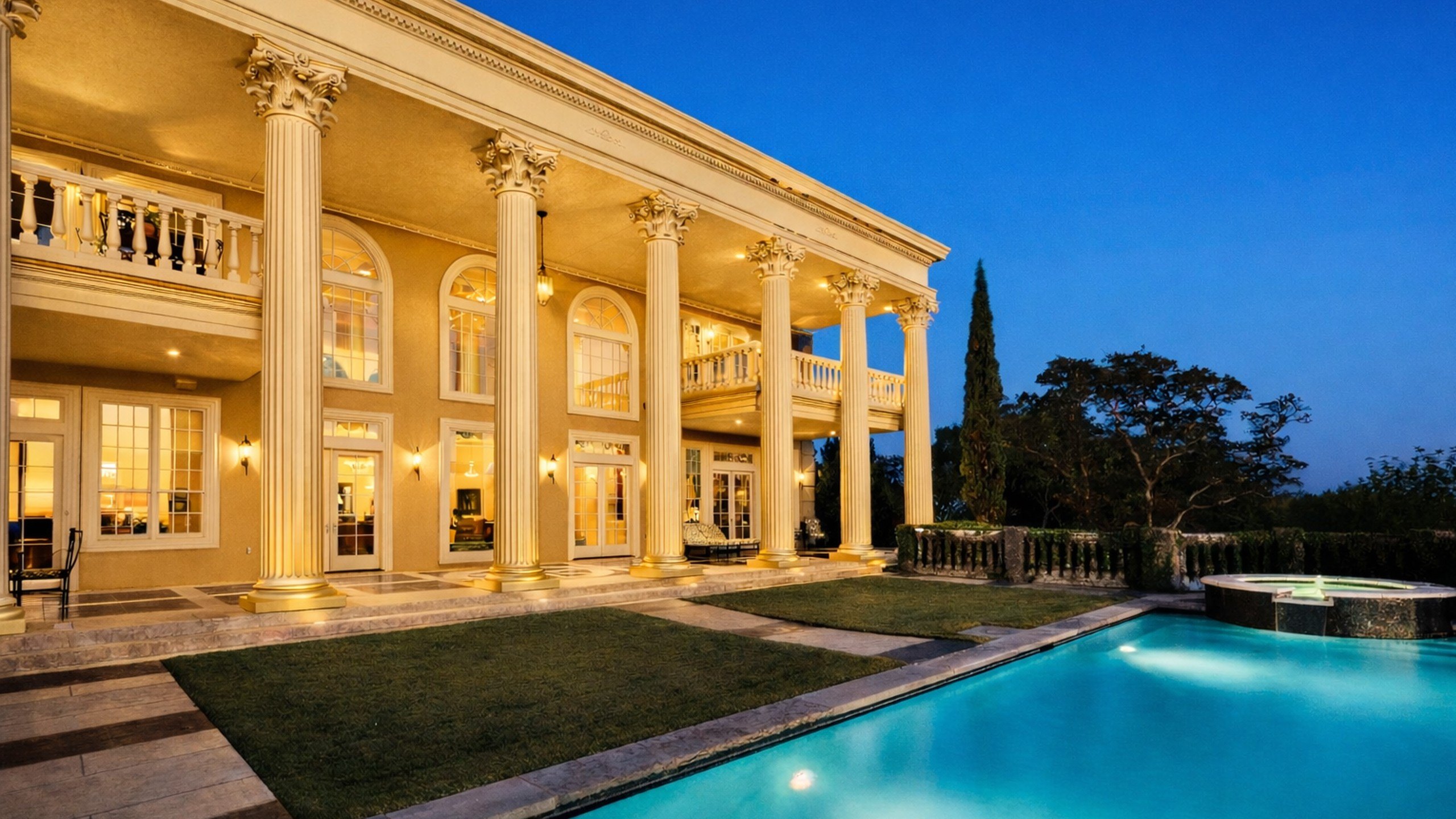Luxurious Mansions