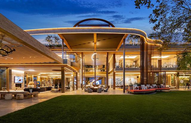 Inside the World's Most Luxurious Mega Mansions of