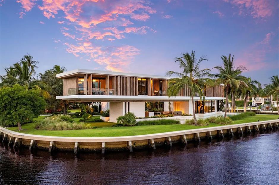 Luxurious Mansions
