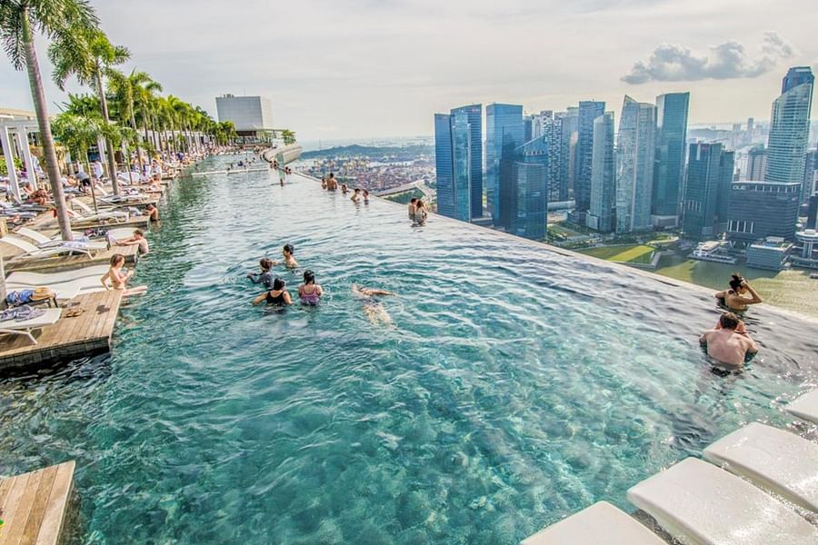 luxury infinity pool