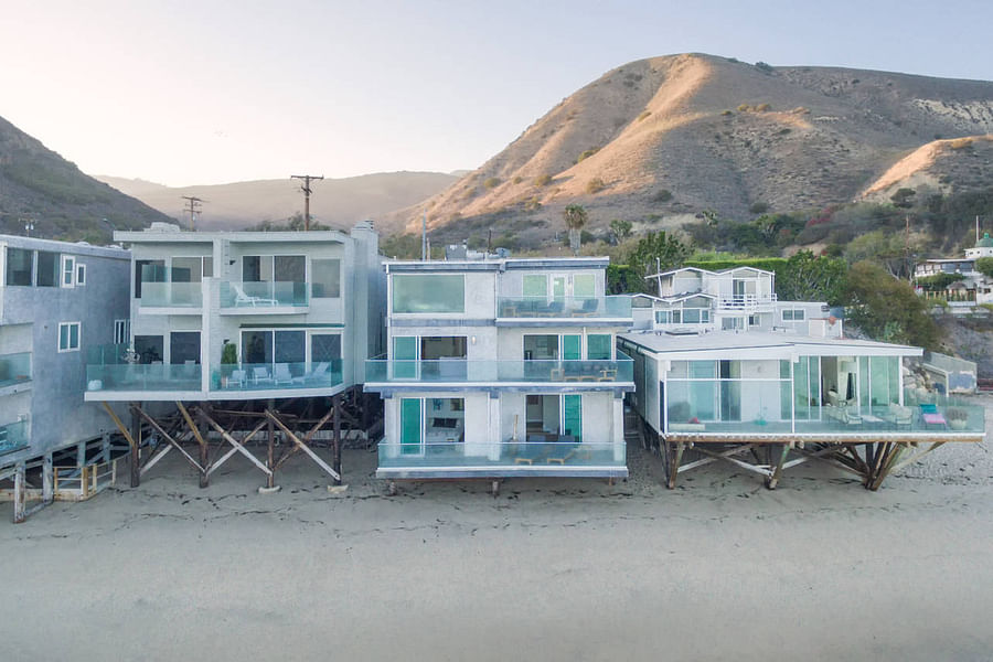 Malibu modern beachfront mansion