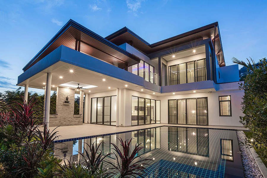 smart home technology mansion