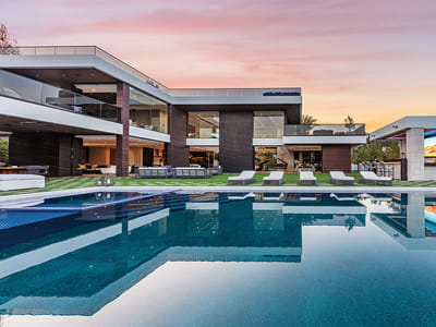 Dive into Luxury: A Spotlight on Celebrity Mansions in Beverly Hills