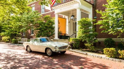 Newport Mansions at Christmas: The Festive Charm of Luxury