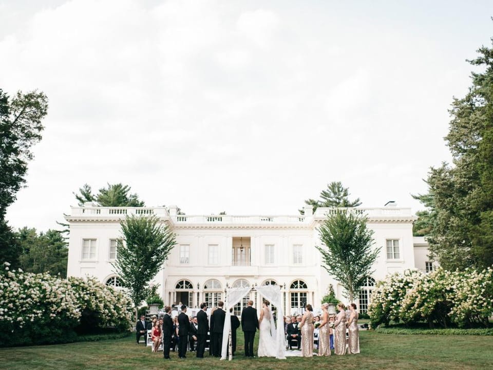 Renting Mansions for Weddings: The Ultimate Guide to a Luxury Venue