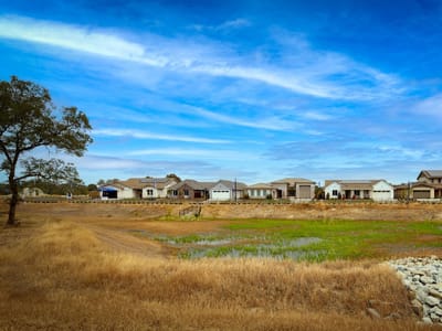 The Elegance of Mansions at Turkey Creek: An Architectural Review