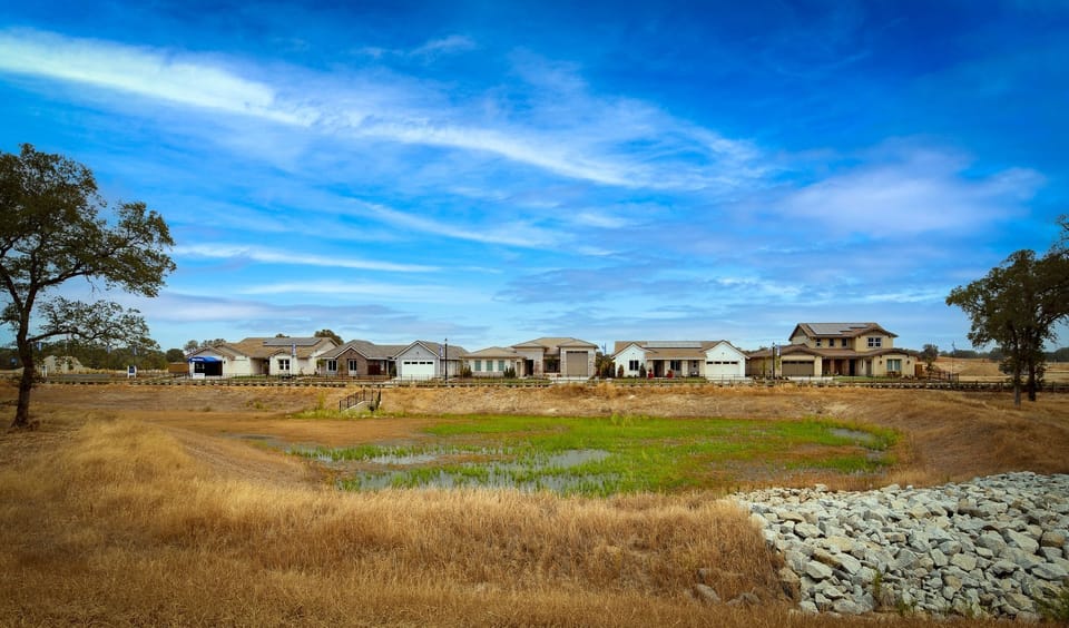 The Elegance of Mansions at Turkey Creek: An Architectural Review