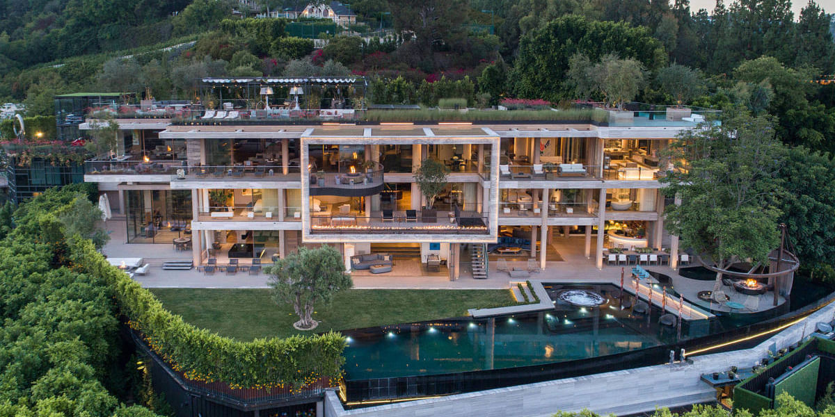 Who are the architects behind the world's most luxurious mansions?